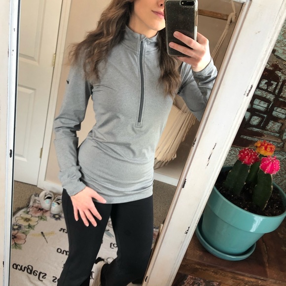 Nike Tops - Nike Grey Quarter Zip Thermal — Women’s M
